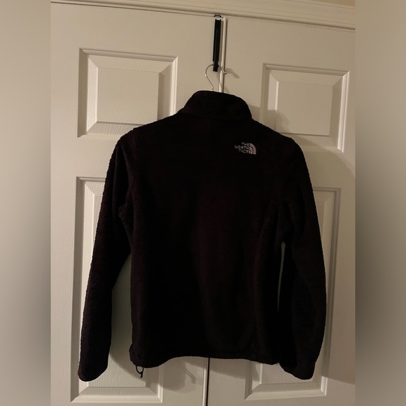 North Face Black Furry Jacket S - Picture 2 of 3
